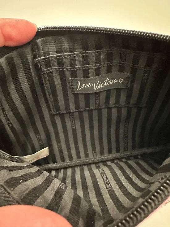 Victoria's Secret Pink & Light Pink Striped Face Wristlet - Picture 5 of 6